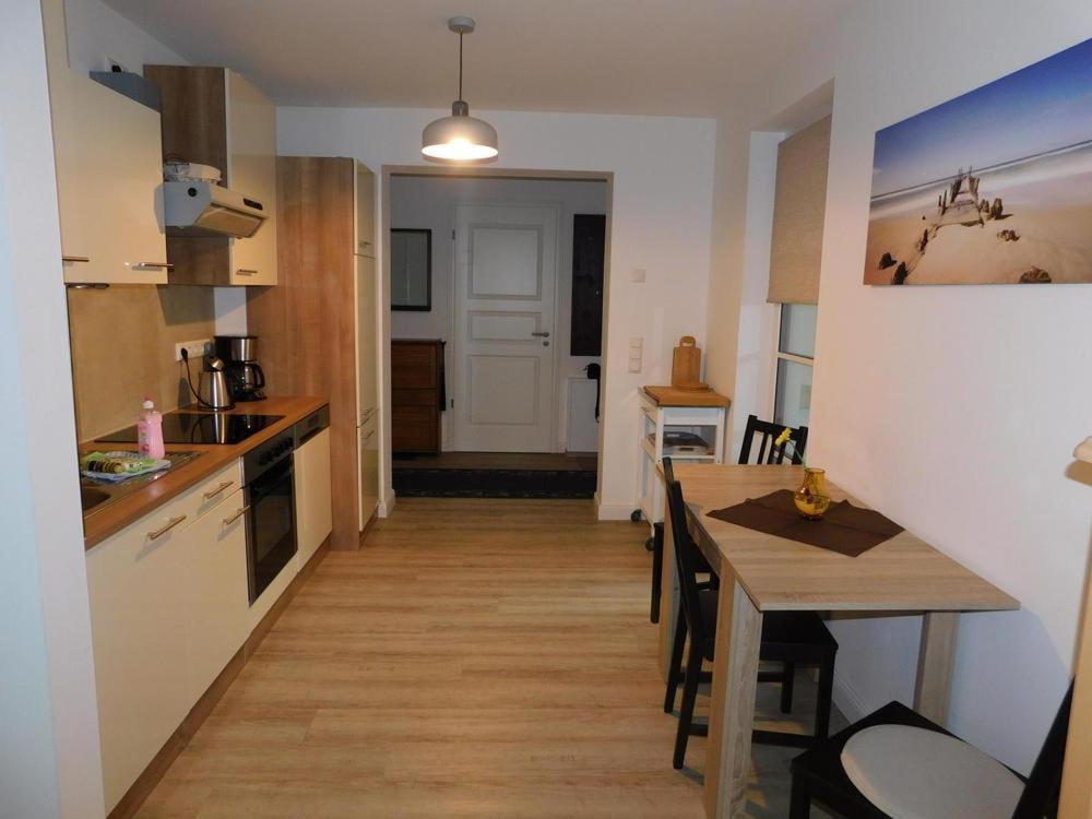 Darsser Strandgut - Haus Ahrenshooper Holz Eksteriør billede