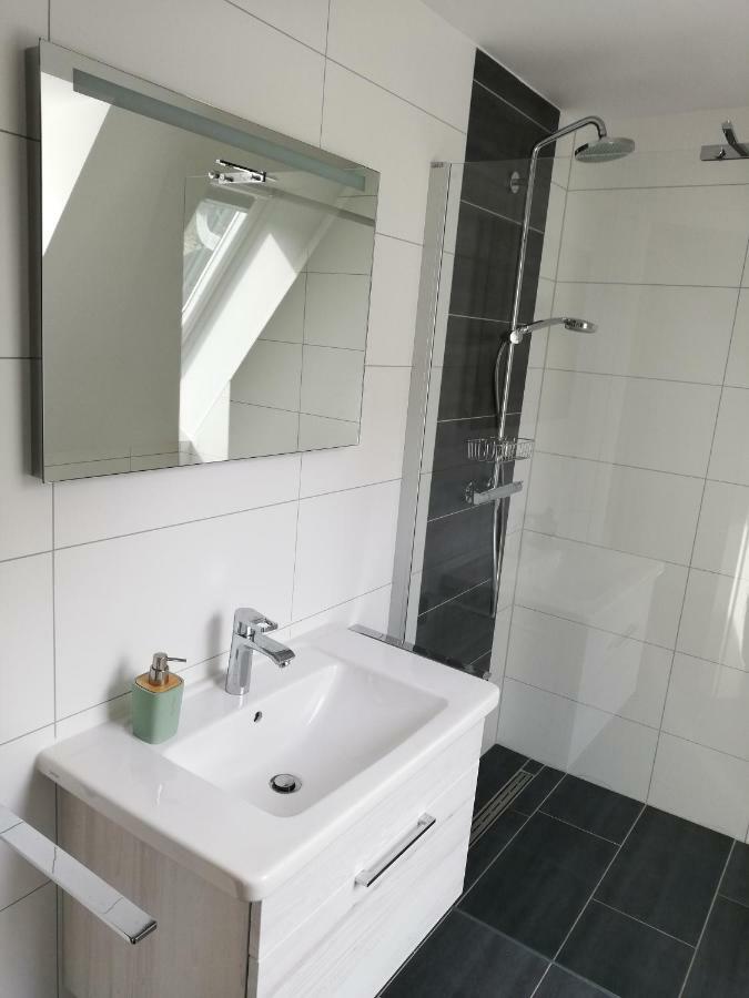 Darsser Strandgut - Haus Ahrenshooper Holz Eksteriør billede